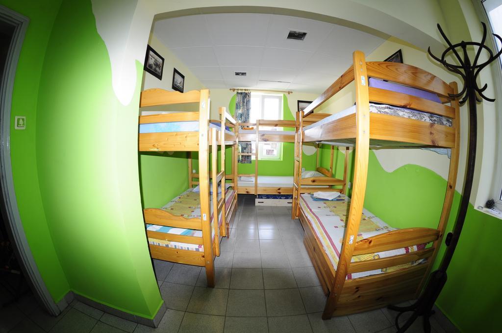 Yo Ho Hostel Варна Экстерьер фото