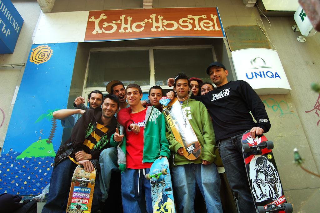 Yo Ho Hostel Варна Экстерьер фото