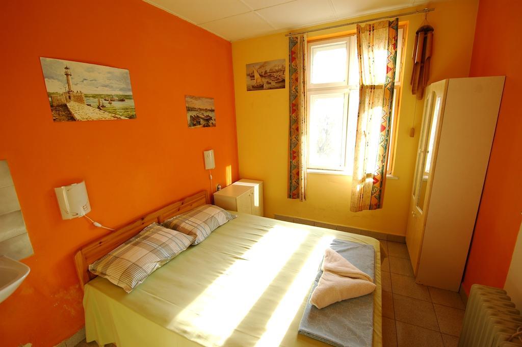 Yo Ho Hostel Варна Номер фото