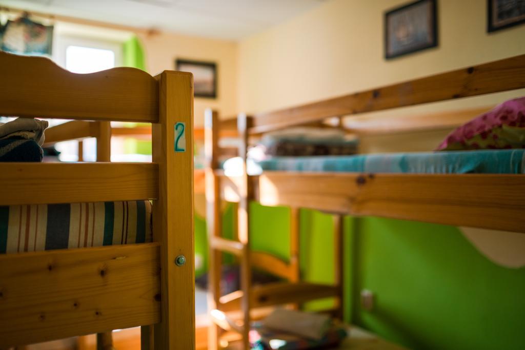 Yo Ho Hostel Варна Экстерьер фото