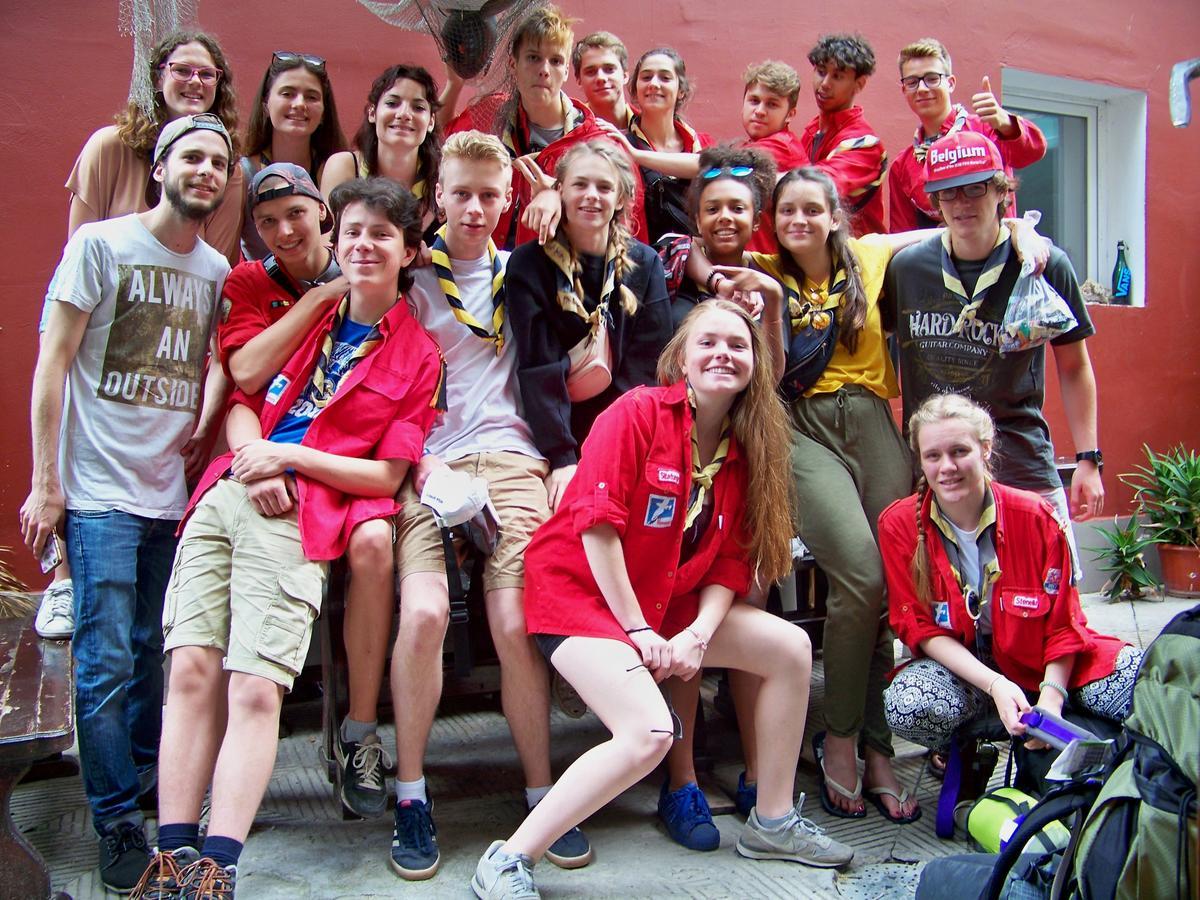 Yo Ho Hostel Варна Экстерьер фото